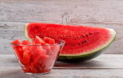 小普吃瓜,揭秘娱乐圈那些不为人知的幕后故事