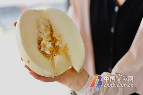 vlog夏天解锁吃瓜,解锁吃瓜新姿势！