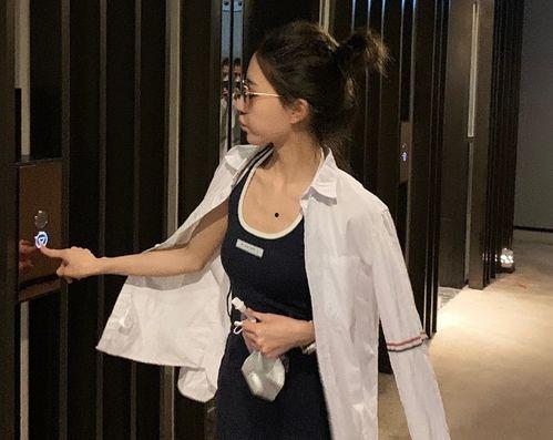 吃瓜网红女王,揭秘娱乐圈幕后风云