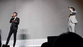 贾凡方书剑吃瓜,揭秘娱乐圈幕后故事  第3张